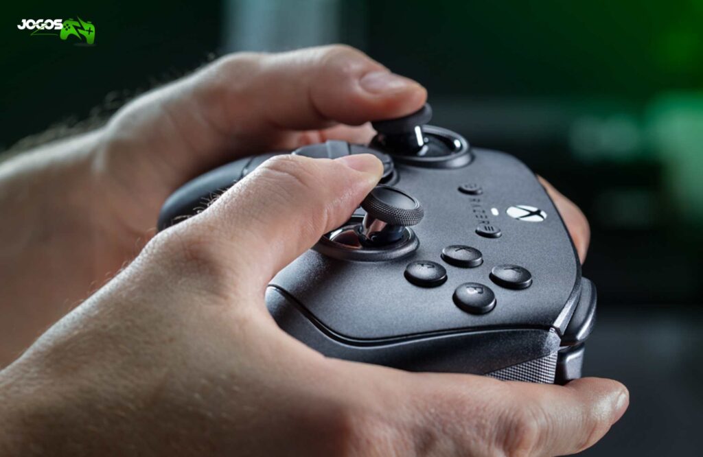 Razer Wolverine V4: novo controle para Xbox e PC chega com sensores capacitivos e polling de 8.000 Hz O que muda no Razer Wolverine V4